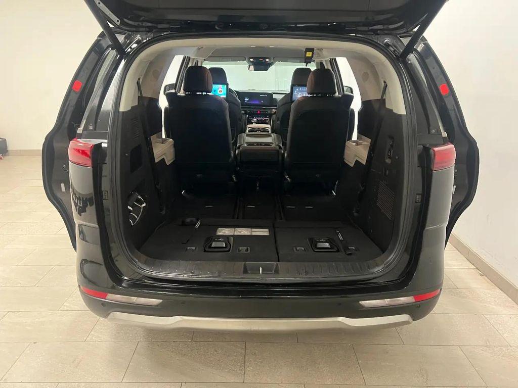 used 2024 Kia Carnival car, priced at $34,799