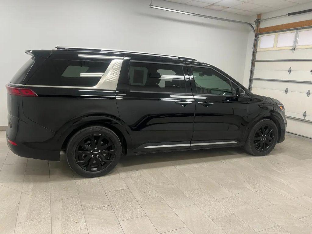 used 2024 Kia Carnival car, priced at $34,799
