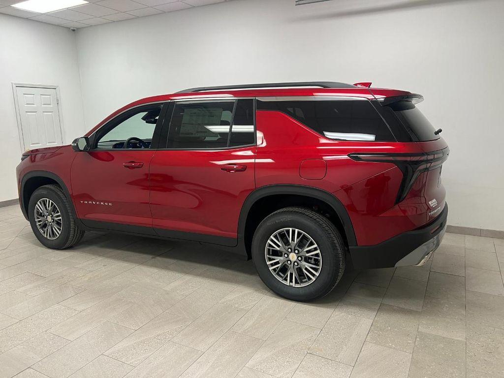 new 2026 Chevrolet Traverse car, priced at $44,230