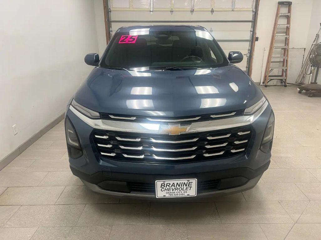used 2025 Chevrolet Equinox car, priced at $25,400
