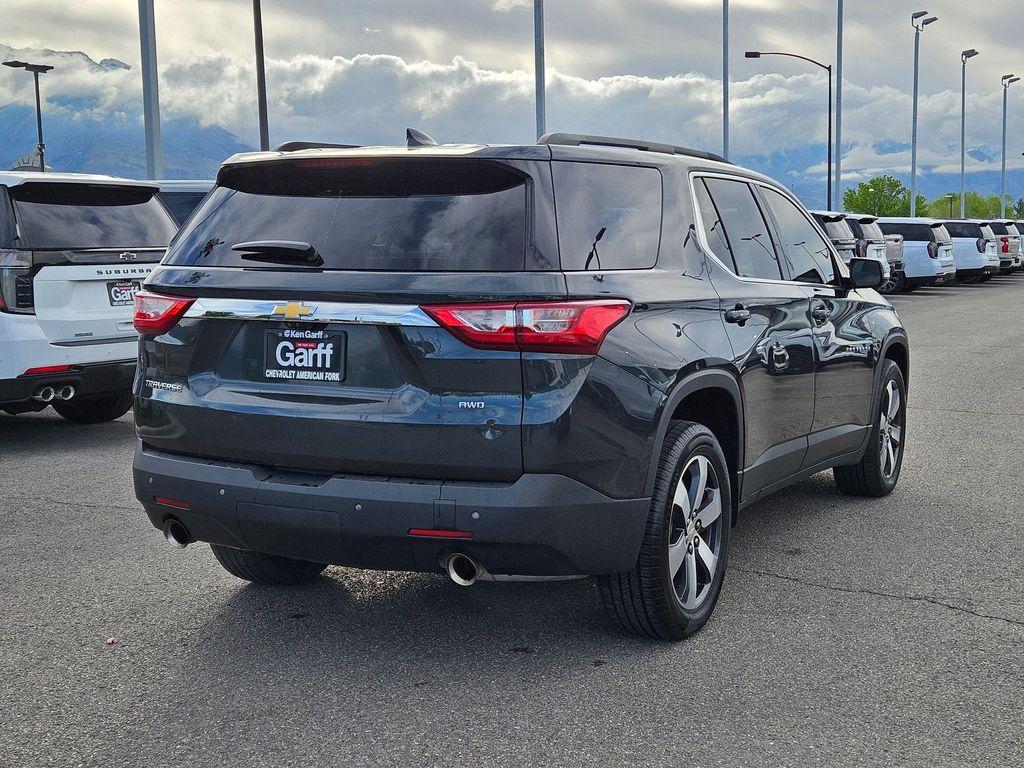 used 2020 Chevrolet Traverse car, priced at $13,225