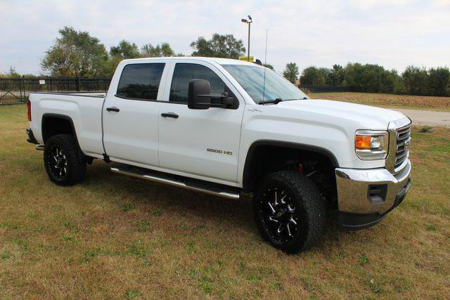 used 2017 GMC Sierra 2500 car, priced at $35,724