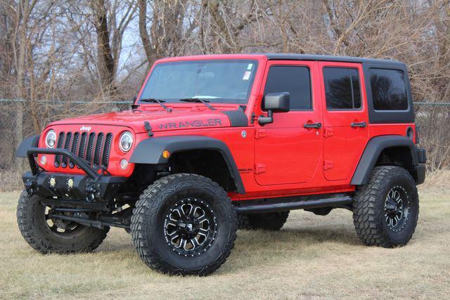 used 2015 Jeep Wrangler Unlimited car, priced at $23,726