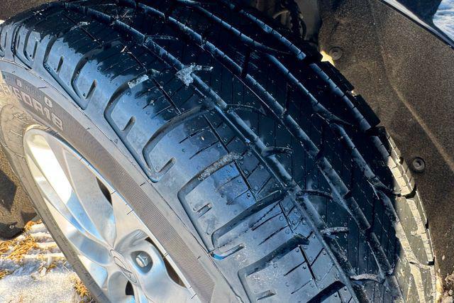 used 2025 Chrysler Pacifica car, priced at $37,900