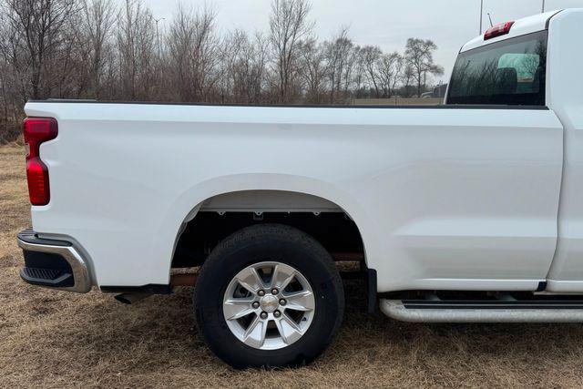 used 2024 Chevrolet Silverado 1500 car, priced at $29,990