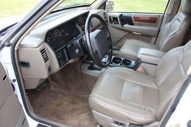 used 1993 Jeep Grand Cherokee car, priced at $12,740