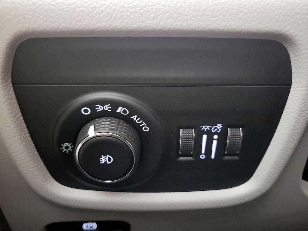 used 2022 Jeep Grand Cherokee car, priced at $33,998