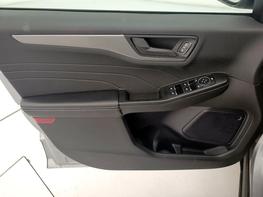 used 2024 Ford Escape car, priced at $19,998