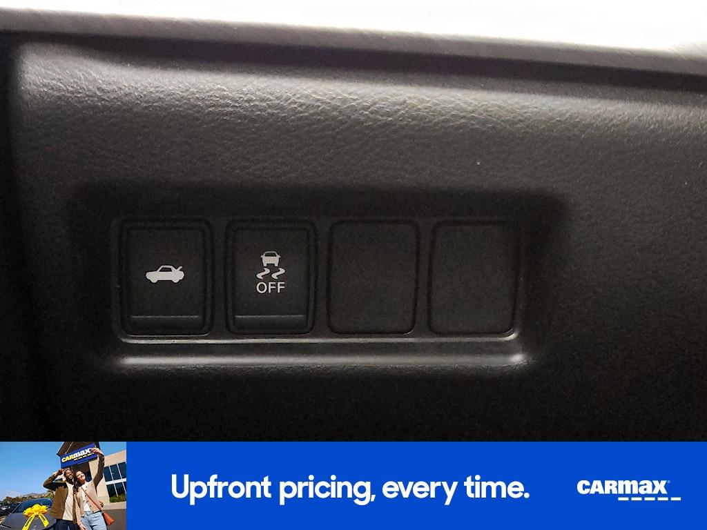 used 2016 Nissan Maxima car, priced at $15,998