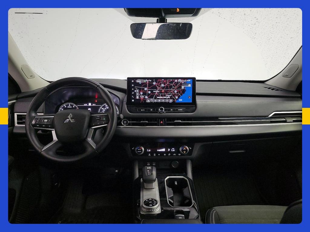 used 2025 Mitsubishi Outlander car, priced at $29,998