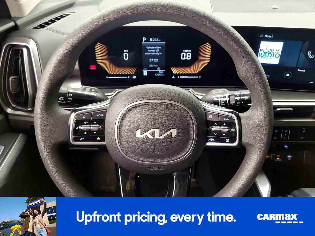used 2025 Kia Sorento car, priced at $29,998