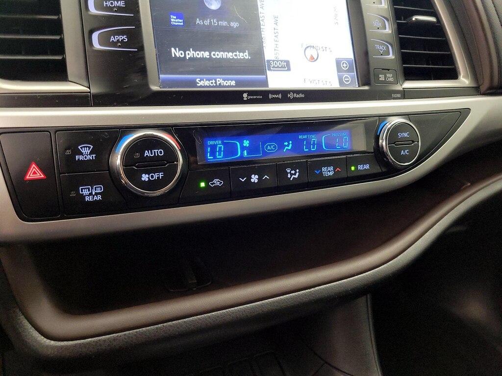 used 2019 Toyota Highlander car, priced at $24,998