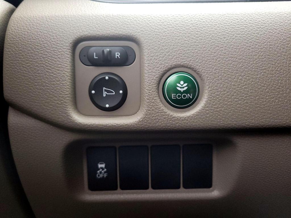 used 2016 Honda Pilot car, priced at $21,998