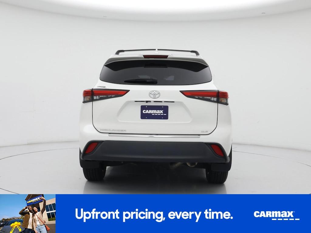used 2021 Toyota Highlander car, priced at $30,998