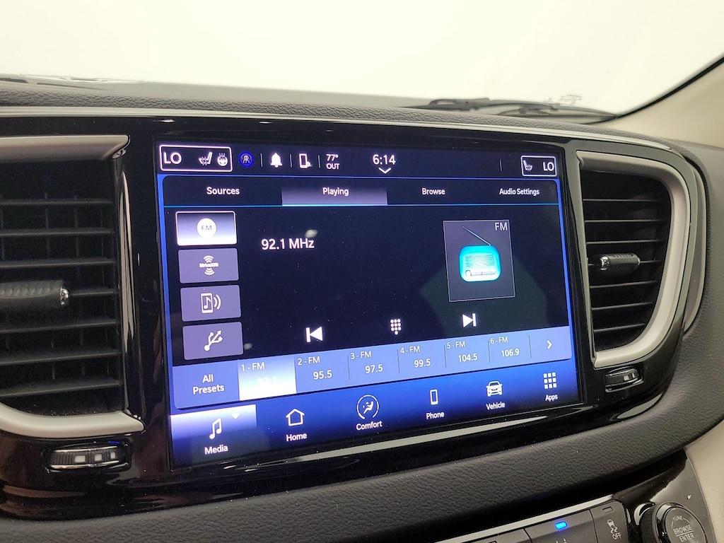 used 2023 Chrysler Pacifica car, priced at $25,998