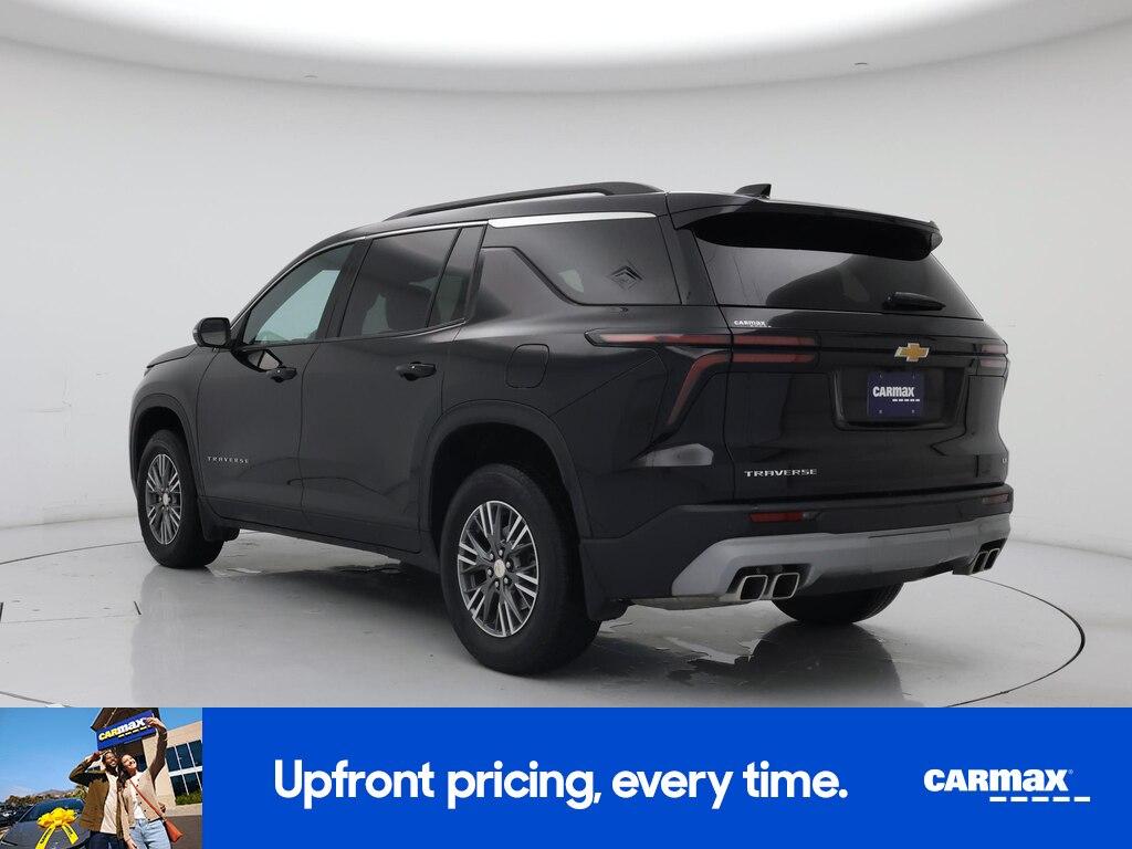 used 2024 Chevrolet Traverse car, priced at $38,998