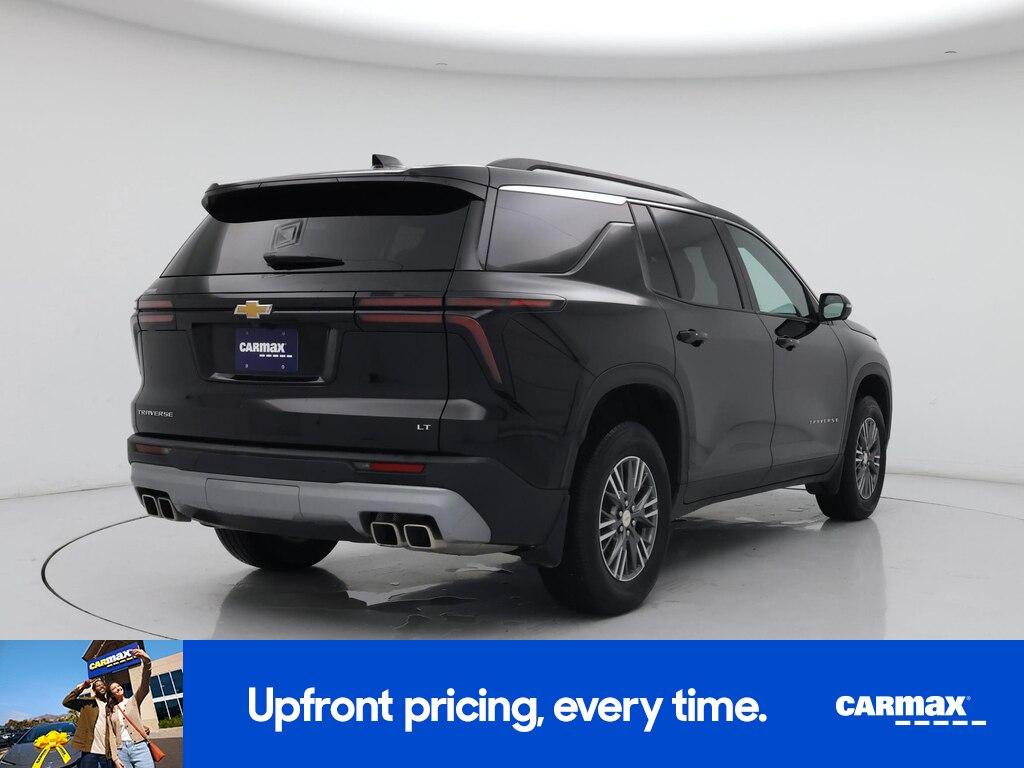 used 2024 Chevrolet Traverse car, priced at $38,998
