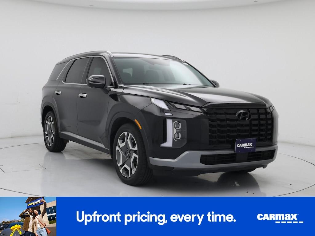 used 2025 Hyundai Palisade car, priced at $41,998