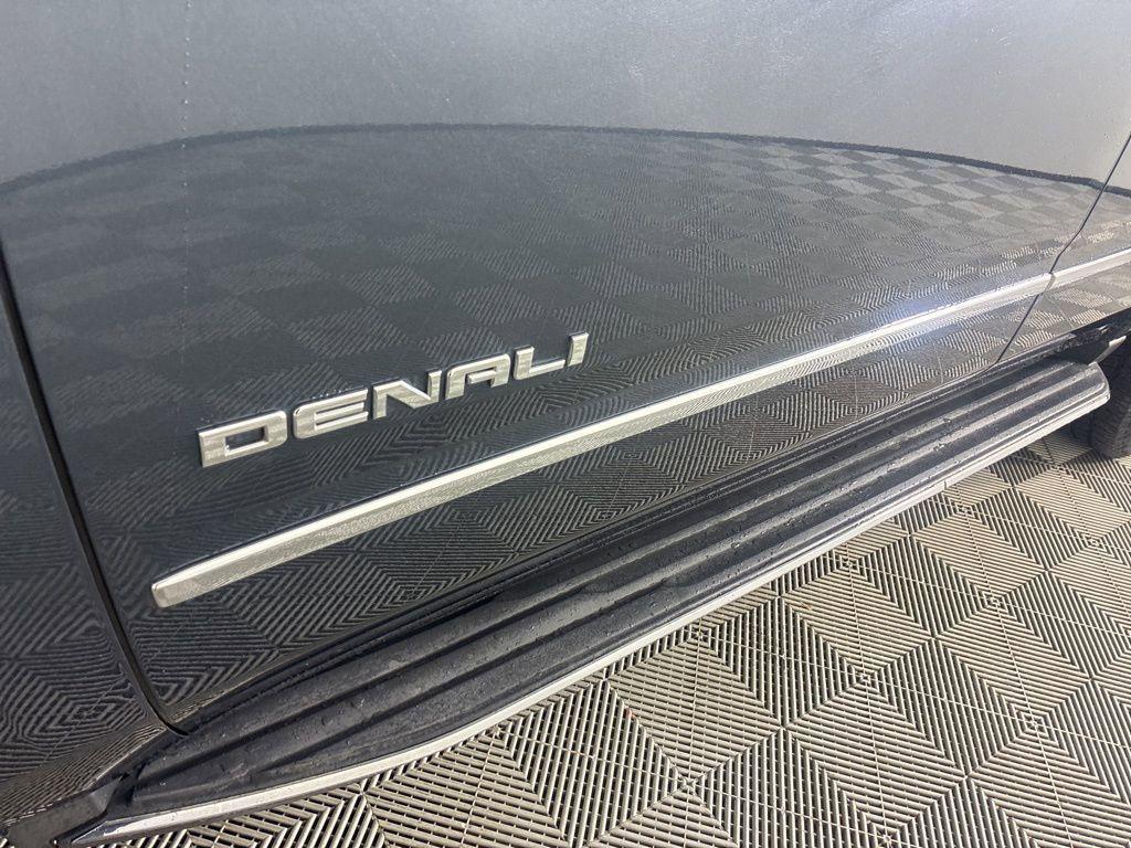 used 2019 GMC Yukon car, priced at $24,800