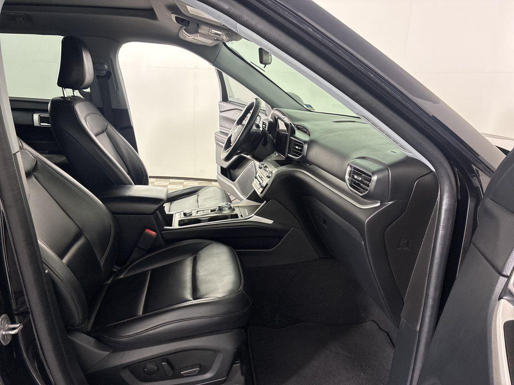 used 2021 Ford Explorer car