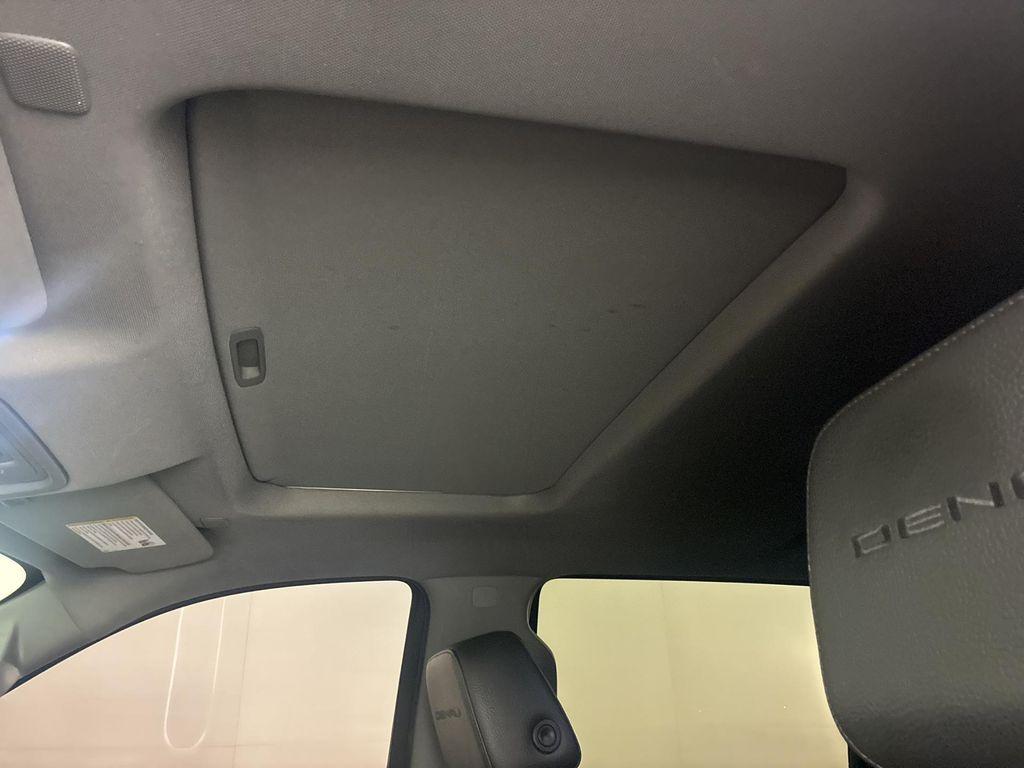 used 2021 GMC Sierra 1500 car, priced at $35,800