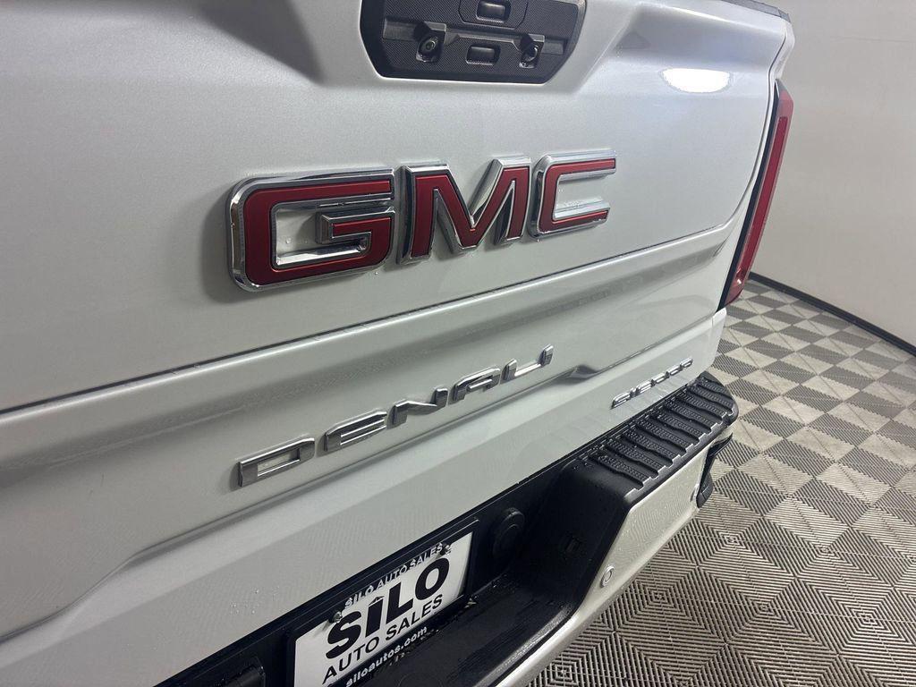 used 2021 GMC Sierra 1500 car, priced at $34,100