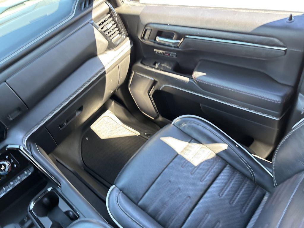 used 2022 GMC Sierra 1500 car, priced at $44,800