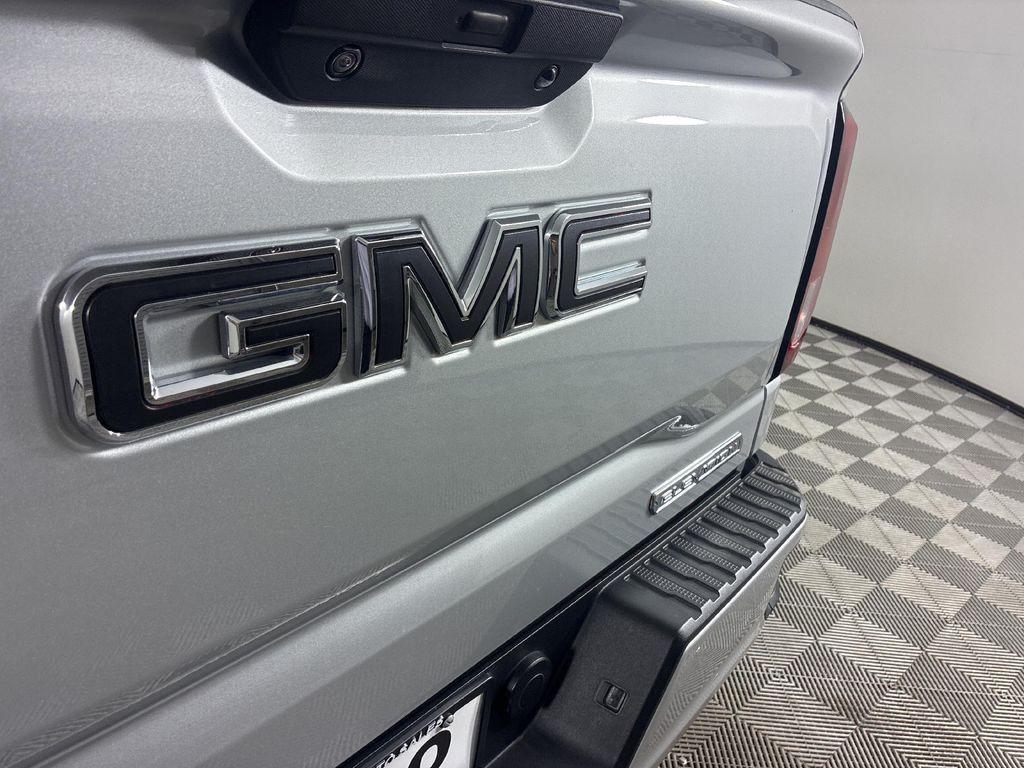 used 2021 GMC Sierra 1500 car, priced at $27,500