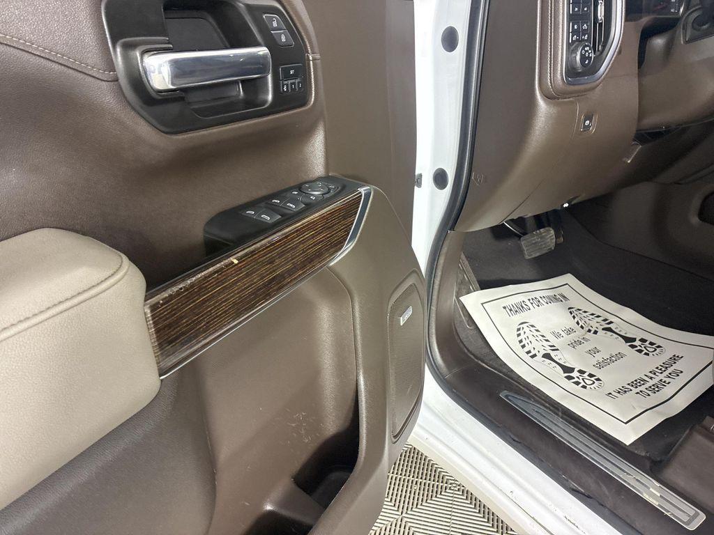 used 2022 Chevrolet Silverado 1500 car, priced at $29,300