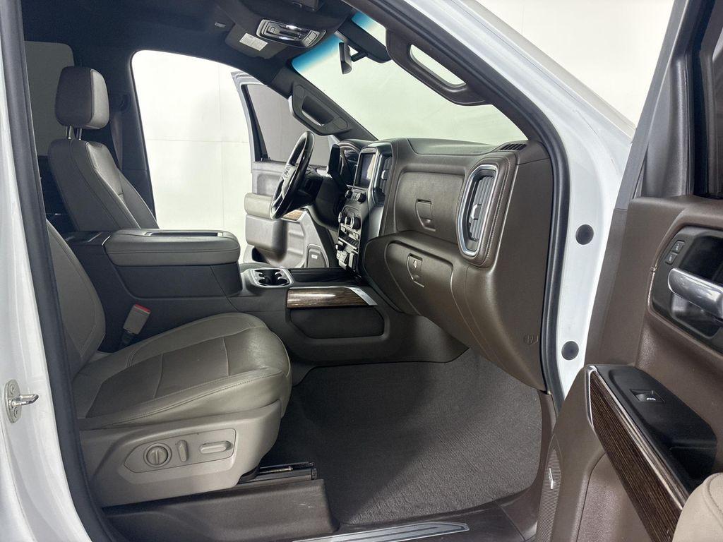 used 2022 Chevrolet Silverado 1500 car, priced at $29,300