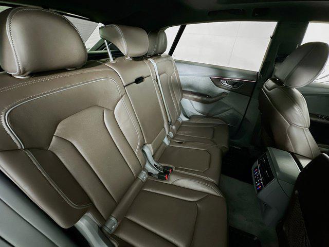 Mythos Black Metallic 2023 Audi Q8 55 Prestige