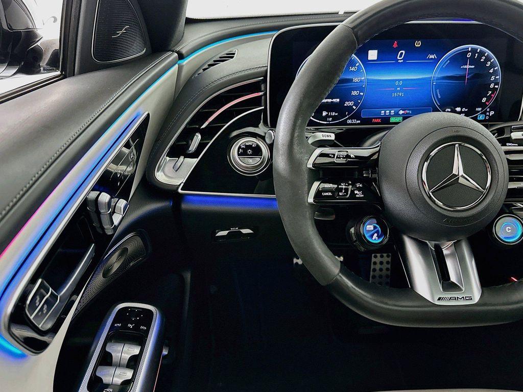Mercedes-Benz E-Class view 10