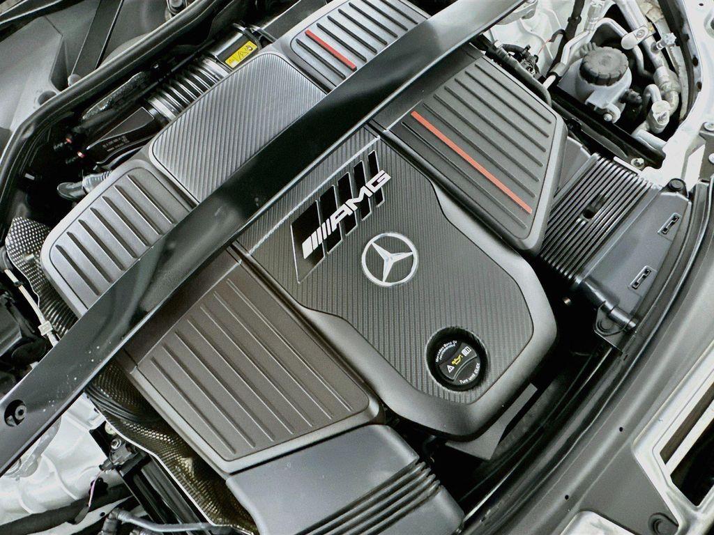 Mercedes-Benz E-Class view 31