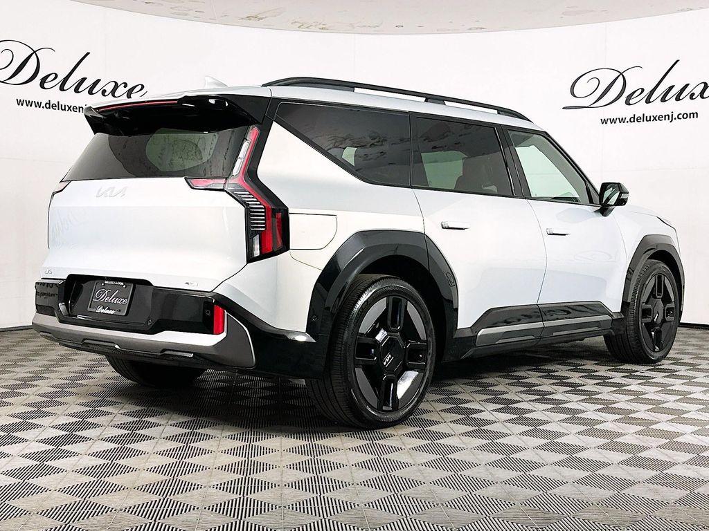 used 2024 Kia EV9 car, priced at $46,737