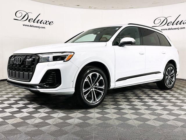 used 2025 Audi Q7 car, priced at $49,839