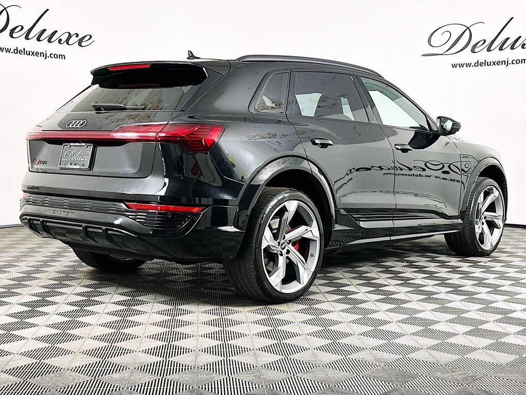 used 2024 Audi SQ8 car, priced at $55,737