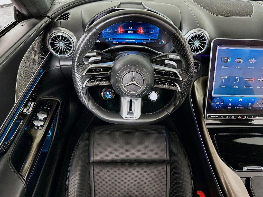 Mercedes-Benz SL view 21
