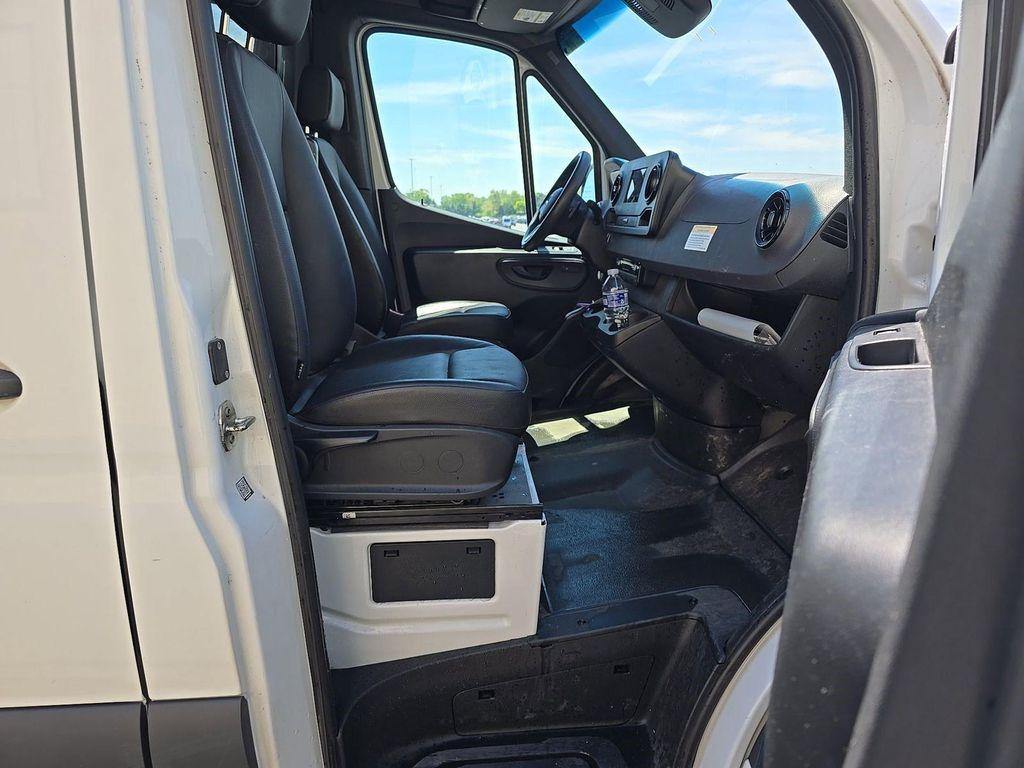 used 2023 Mercedes-Benz Sprinter 2500 car