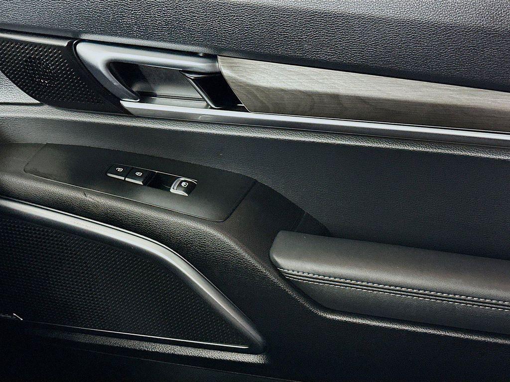 used 2023 Kia Telluride car, priced at $39,737