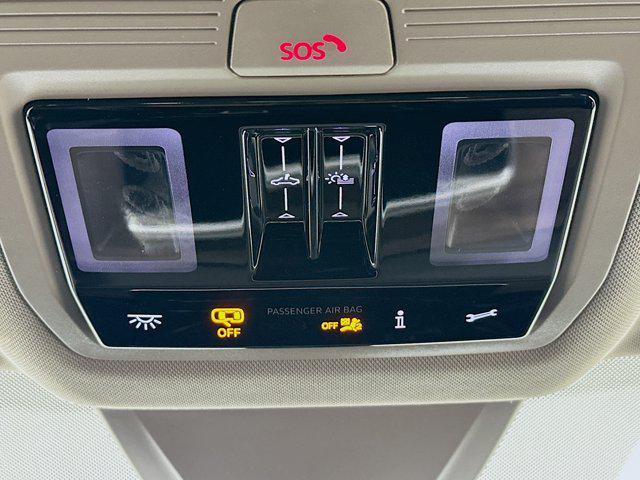 used 2024 Volkswagen Atlas car, priced at $36,839