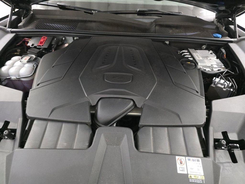 used 2024 Porsche Cayenne car