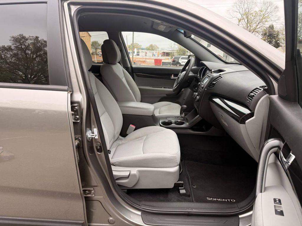 used 2013 Kia Sorento car, priced at $6,700