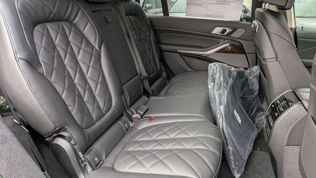 new 2026 BMW X7 car, priced at $95,665