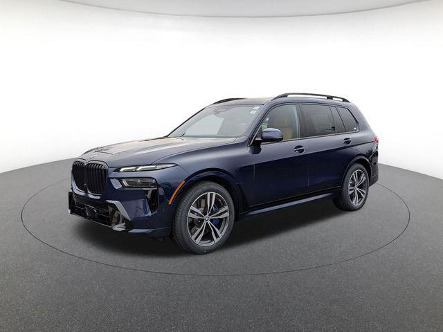 new 2026 BMW X7 car, priced at $102,315