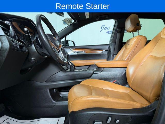 used 2023 Cadillac XT5 car, priced at $31,356