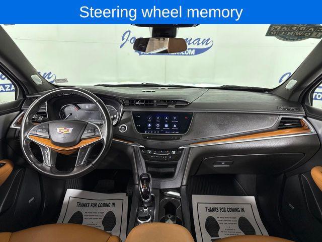 used 2023 Cadillac XT5 car, priced at $31,356