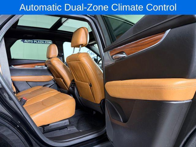 used 2023 Cadillac XT5 car, priced at $31,356