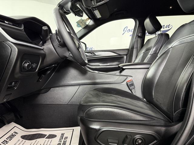 used 2024 Jeep Grand Cherokee L car, priced at $30,422