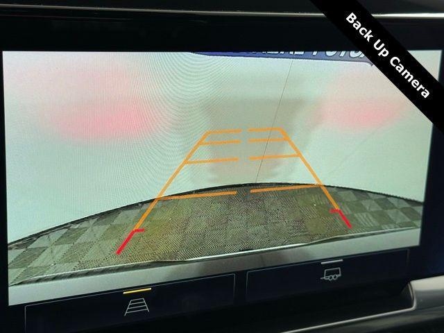 used 2024 Chevrolet Silverado 1500 car, priced at $37,475