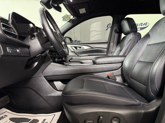 used 2025 Chevrolet Traverse car, priced at $36,680